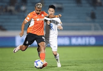 Đánh giá vòng 19 V League 2024/2025: Đà Nẵng cầm hòa Nam Định, cuộc đấu của 2 thái cực trên bảng xếp hạng