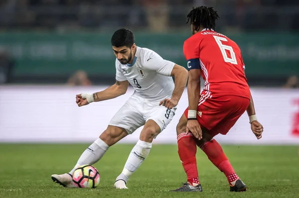 Cầu thủ Hai Long quyết tâm đánh bại Malaysia như đã từng thắng Manchester United